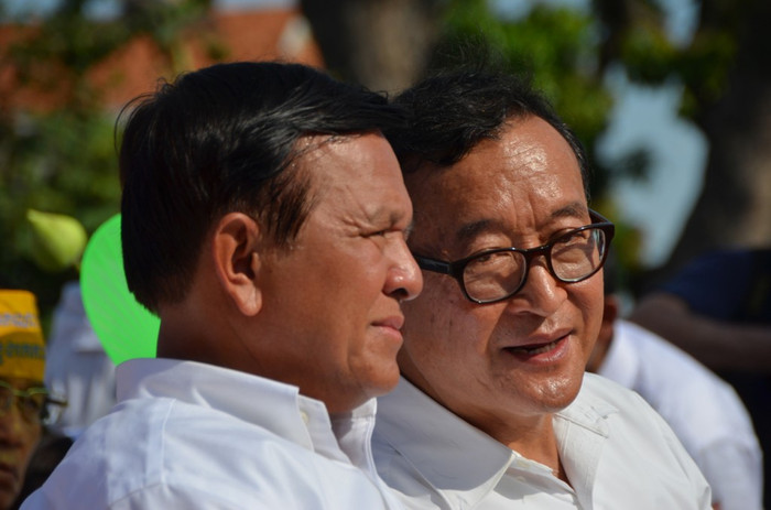 Hai lãnh đạo CNRP Kem Sokha, Sam Rainsy theo đuổi chủ trương bài Việt, chống phá quyết liệt quan hệ Việt Nam - Campuchia và biên giới Tây Nam. Hai lãnh đạo CNRP Kem Sokha, Sam Rainsy theo đuổi chủ trương bài Việt, chống phá quyết liệt quan hệ Việt Nam - Campuchia và biên giới Tây Nam.