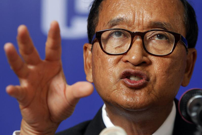 Sam Rainsy, Chủ tịch đảng đối lập CNRP theo đuổi chủ trương bài Việt, chống phá quan hệ hữu nghị hợp tác Việt Nam - Campuchia và chống phá biên giới giữa 2 nước làm thủ đoạn tìm kiếm sự ủng hộ trong nước. Sam Rainsy, Chủ tịch đảng đối lập CNRP theo đuổi chủ trương bài Việt, chống phá quan hệ hữu nghị hợp tác Việt Nam - Campuchia và chống phá biên giới giữa 2 nước làm thủ đoạn tìm kiếm sự ủng hộ trong nước.