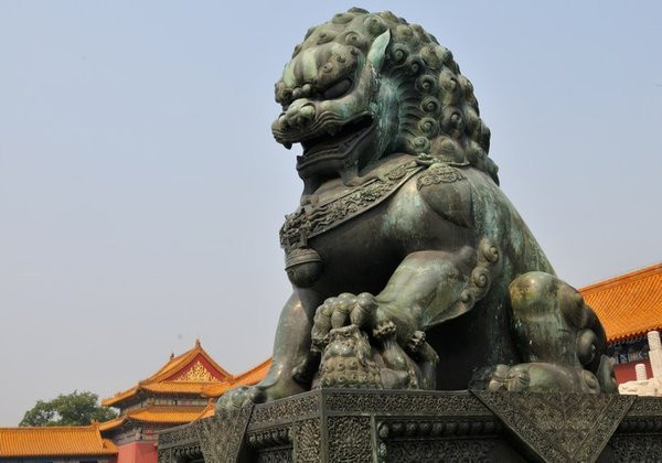 "Sư tử" Trung Hoa đã thức giấc, ảnh minh họa: The Guardian. "Sư tử" Trung Hoa đã thức giấc, ảnh minh họa: The Guardian.