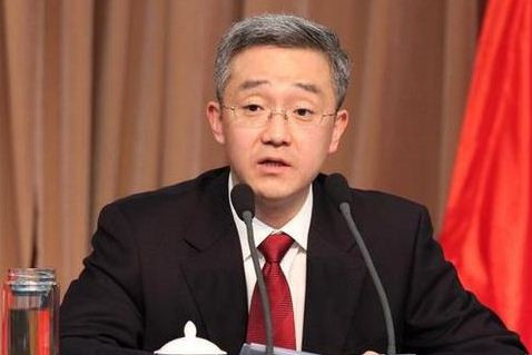 Người trong ảnh được cho là ông Hồ Hải Phong, con trai ông Hồ Cẩm Đào. Vì thông tin cá nhân của Hồ Hải Phong và Đặng Trác Lệ bị gỡ khỏi internet nên dư luận khó biết được 2 nhân vật này ngoài đời thực ra sao. Nguồn: Sina. Người trong ảnh được cho là ông Hồ Hải Phong, con trai ông Hồ Cẩm Đào. Vì thông tin cá nhân của Hồ Hải Phong và Đặng Trác Lệ bị gỡ khỏi internet nên dư luận khó biết được 2 nhân vật này ngoài đời thực ra sao. Nguồn: Sina.