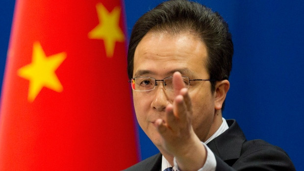 Hồng Lỗi, người phát ngôn Bộ Ngoại giao Trung Quốc. Ảnh: CBC.CA. Hồng Lỗi, người phát ngôn Bộ Ngoại giao Trung Quốc. Ảnh: CBC.CA.