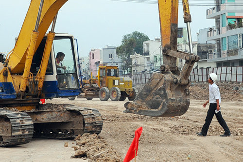 Dự án “đổi đất lấy hạ tầng” Tân Sơn Nhất – Bình Lợi có thể là cơ sở cho “ngoại giao nhà đất” của Trung Quốc. Ảnh: Báo Tuổi Trẻ (tuoitre.vn). Dự án “đổi đất lấy hạ tầng” Tân Sơn Nhất – Bình Lợi có thể là cơ sở cho “ngoại giao nhà đất” của Trung Quốc. Ảnh: Báo Tuổi Trẻ (tuoitre.vn).