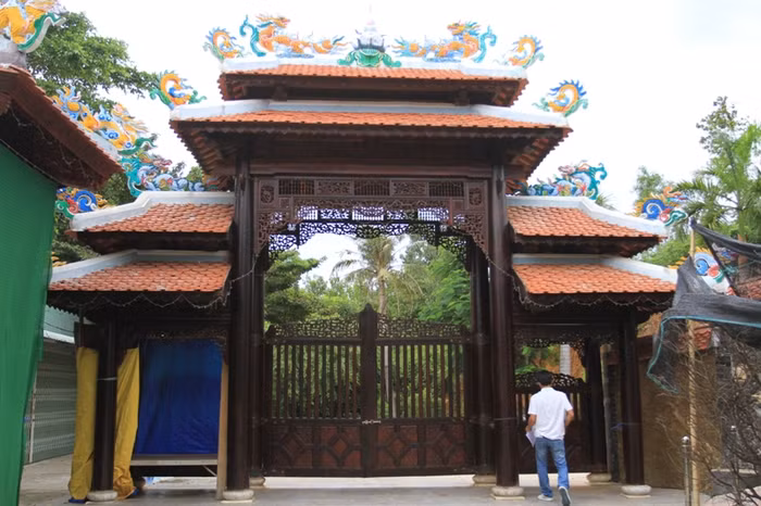 Đà Nẵng quyết tháo dỡ biệt phủ xây trái phép trên núi Hải Vân của đại gia vàng!. Ảnh Thùy Linh