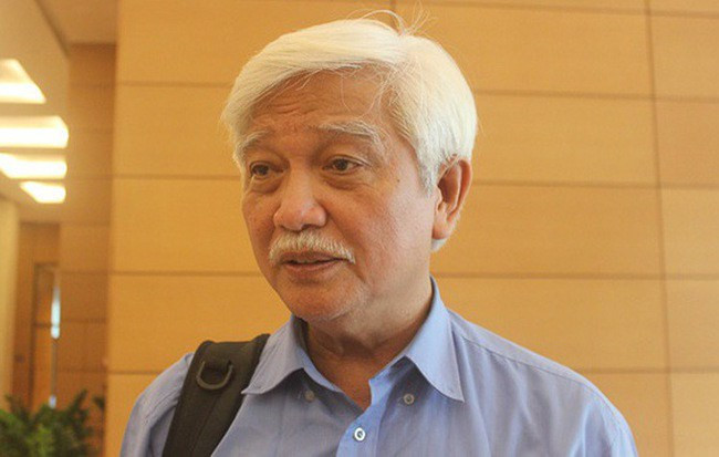 Đại biểu Dương Trung Quốc cho rằng, cán bộ có chữ "liêm" chưa đủ mà phải có "sỉ". Ảnh: Đỗ Thơm Đại biểu Dương Trung Quốc cho rằng, cán bộ có chữ "liêm" chưa đủ mà phải có "sỉ". Ảnh: Đỗ Thơm