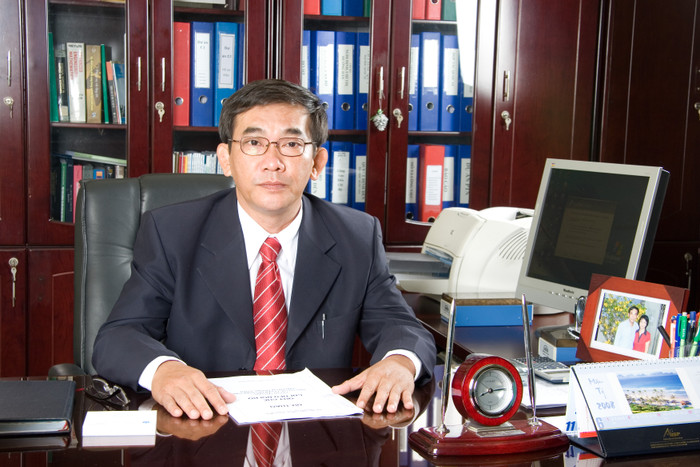 Nhà giáo nhân dân, Phó giáo sư, Tiến sĩ Hồ Thanh Phong. Ảnh: NVCC Nhà giáo nhân dân, Phó giáo sư, Tiến sĩ Hồ Thanh Phong. Ảnh: NVCC