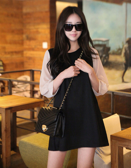 Xem thêm: Bộ sưu tập váy xinh chào hè 2012 / Phong cách thờit trang Hồ Ngọc Hà Xem thêm: Bộ sưu tập váy xinh chào hè 2012 / Phong cách thờit trang Hồ Ngọc Hà