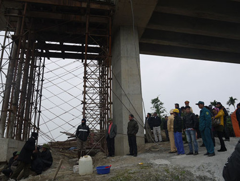 Cơ quan chức năng đang xem xét kiểm tra vụ việc Cơ quan chức năng đang xem xét kiểm tra vụ việc