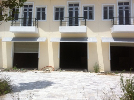 Các dãy liền kề đều đã hoàn thiện... Các dãy liền kề đều đã hoàn thiện...