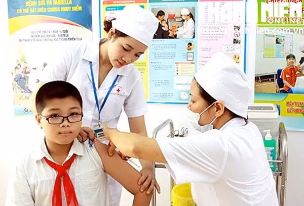 Công tác chăm sóc y tế học sinh ở Lạng Sơn.