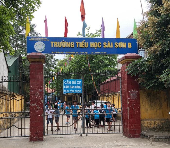 Ngày 30/3, Đoàn thanh tra huyện Quốc Oai, Hà Nội đang làm việc tại Trường Tiểu học Sài Sơn B. Ảnh: Trung Dũng Ngày 30/3, Đoàn thanh tra huyện Quốc Oai, Hà Nội đang làm việc tại Trường Tiểu học Sài Sơn B. Ảnh: Trung Dũng