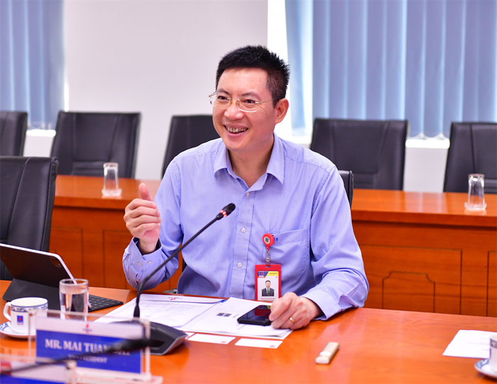 Phó Tổng Giám đốc BSR Mai Tuấn Đạt phát biểu tại buổi làm việc. Pho tong Mai Tuan Dat.jpg