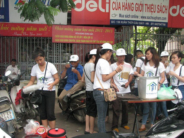 Đồng hành cùng các bậc phụ huynh.