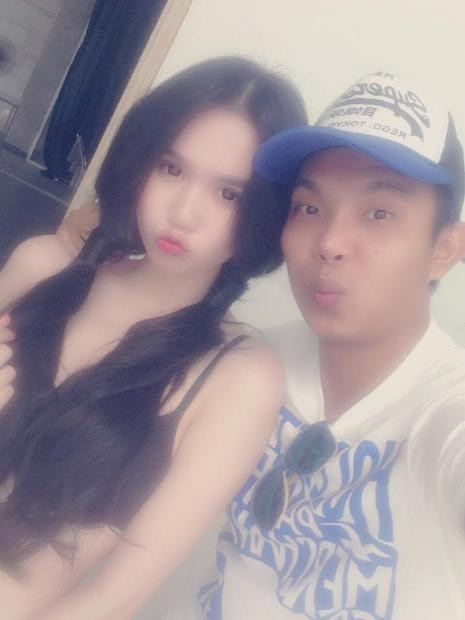 Đồng hành cùng Ngọc Trinh trong bộ ảnh này là stylist Đỗ Long
