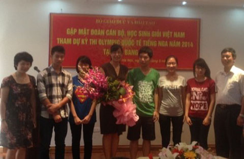 Đội tuyển trước giờ lên đường ( Ảnh: GD&TĐ) Đội tuyển trước giờ lên đường ( Ảnh: GD&TĐ)