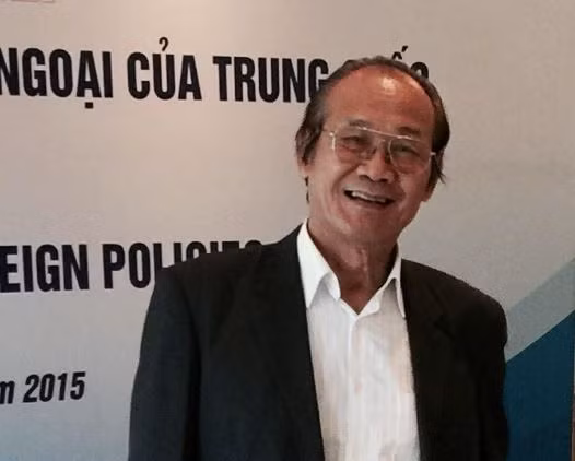 Tiến sĩ Trần Công Trục, nguyên Trưởng ban Biên giới Chính phủ. Tiến sĩ Trần Công Trục, nguyên Trưởng ban Biên giới Chính phủ.