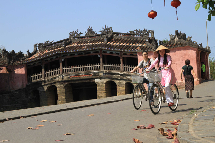 Ông Nguyễn Sự mong muốn thời gian tới báo chí tiếp tục ủng hộ, giúp đỡ cho anh em "bộ máy mới" để Hội An tiếp tục phát triển. Ảnh Thùy Linh Ông Nguyễn Sự mong muốn thời gian tới báo chí tiếp tục ủng hộ, giúp đỡ cho anh em "bộ máy mới" để Hội An tiếp tục phát triển. Ảnh Thùy Linh