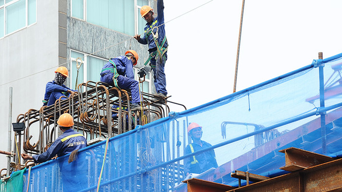 Quyết liệt tháo gỡ khó khăn, vướng mắc, thúc đẩy mạnh mẽ giải ngân vốn đầu tư công. Ảnh minh họa: Báo Nhân dân