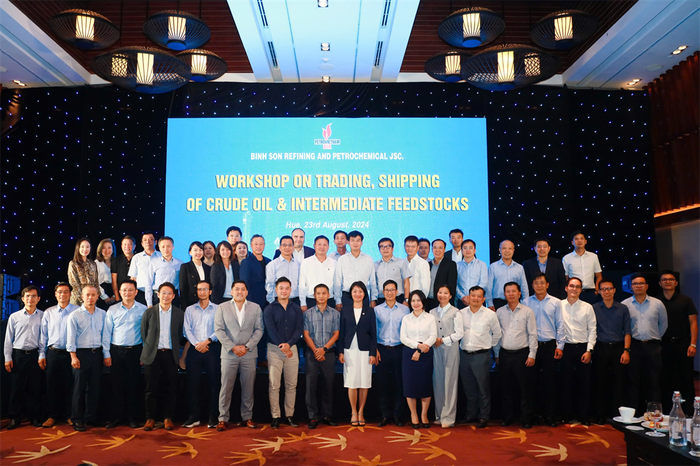 Hội thảo khép lại với những trao đổi và hợp tác hữu ích trong công tác cung ứng, vận chuyển dầu thô cho NMLD Dung Quất. z5767146478363_92b7fb723b33d8ef37d5891ab2334ae7.jpg