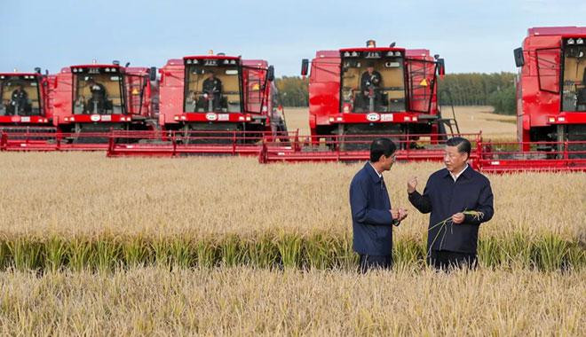 Ông Tập Cận Bình trong chuyến khảo sát vùng Đông Bắc Trung Quốc cuối tháng Chín vừa qua, ảnh: CCTV. Ông Tập Cận Bình trong chuyến khảo sát vùng Đông Bắc Trung Quốc cuối tháng Chín vừa qua, ảnh: CCTV.