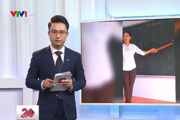 Ảnh chụp màn hình phóng sự của Chuyển động 24h, VTV.vn về sự kiện "cách đánh vần lạ". Ảnh chụp màn hình phóng sự của Chuyển động 24h, VTV.vn về sự kiện "cách đánh vần lạ".