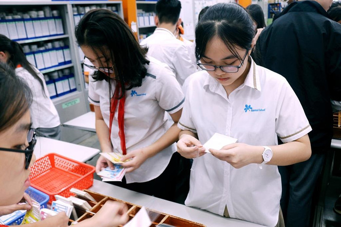 Học sinh trực tiếp tham gia vào một khâu sản xuất. Ảnh: Nhà trường cung cấp. Học sinh trực tiếp tham gia vào một khâu sản xuất. Ảnh: Nhà trường cung cấp.