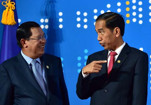 Thủ tướng Campuchia Hun Sen và Tổng thống Indonesia Joko Widodo. Ảnh: The Jakarta Post. Thủ tướng Campuchia Hun Sen và Tổng thống Indonesia Joko Widodo. Ảnh: The Jakarta Post.