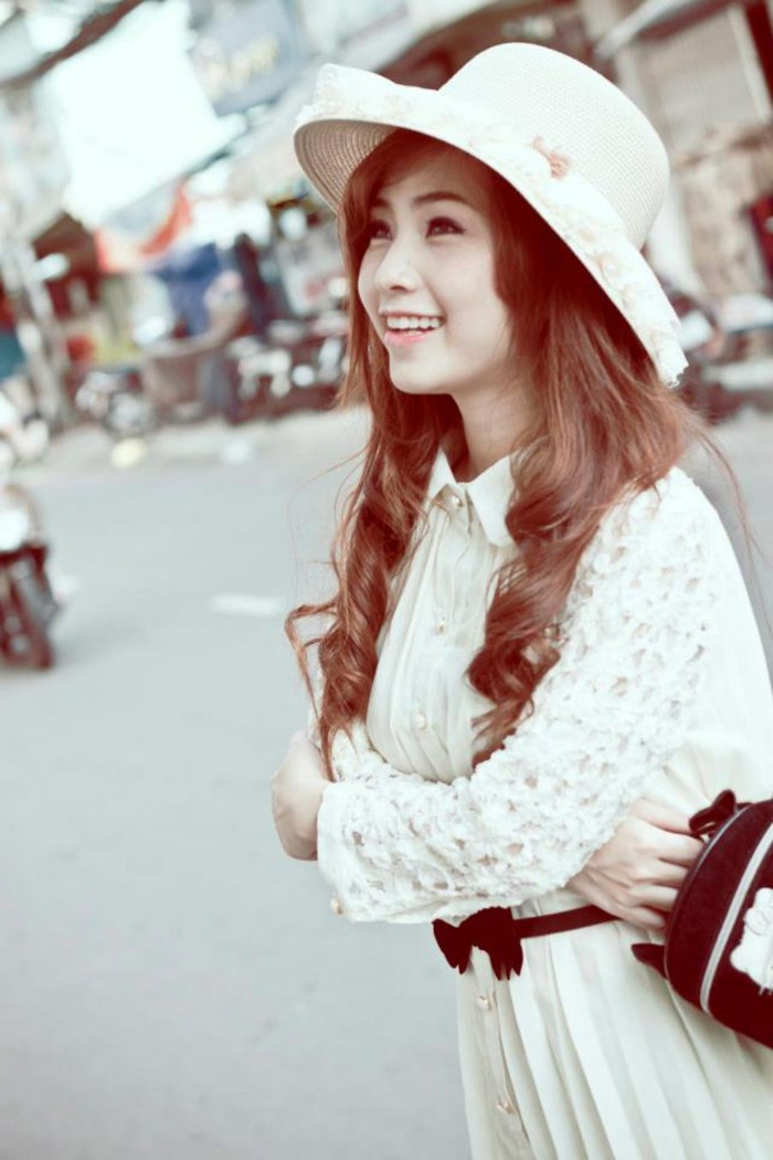 >>Những hotgirl xinh đẹp làm điên đảo cư dân mạng >>Vẻ đẹp mặn mà của hotgirl Midu >>Những gương mặt cực hot tại Miss Việt Đức >>Những nữ sinh tỏa sáng tại Hoa hậu Phụ nữ Việt Nam qua ảnh >>So độ siêu kute của những nữ sinh đình đám nhất Thủ đô >>Phát sốt vì 4 nữ giáo viên xinh đẹp >>Hoa khôi ĐH Thương Mại 2012 duyên dáng áo dài >>Những hotgirl xinh đẹp làm điên đảo cư dân mạng Những nữ sinh đẹp mê hồn giữa đầm sen