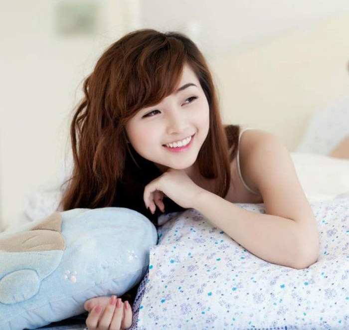 Hot girl Nana đã trở thành Miss Game Long với cái tên mỹ miều Trầm Ngư Lạc Nhạn. >>Những hotgirl xinh đẹp làm điên đảo cư dân mạng >>Vẻ đẹp mặn mà của hotgirl Midu >>Những gương mặt cực hot tại Miss Việt Đức >>Những nữ sinh tỏa sáng tại Hoa hậu Phụ nữ Việt Nam qua ảnh >>So độ siêu kute của những nữ sinh đình đám nhất Thủ đô >>Phát sốt vì 4 nữ giáo viên xinh đẹp >>Hoa khôi ĐH Thương Mại 2012 duyên dáng áo dài >>Những hotgirl xinh đẹp làm điên đảo cư dân mạng Những nữ sinh đẹp mê hồn giữa đầm sen