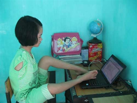 >>Vẻ đẹp mặn mà của hotgirl Midu >>Những gương mặt cực hot tại Miss Việt Đức >>Những nữ sinh tỏa sáng tại Hoa hậu Phụ nữ Việt Nam qua ảnh >>So độ siêu kute của những nữ sinh đình đám nhất Thủ đô >>Phát sốt vì 4 nữ giáo viên xinh đẹp >>Hoa khôi ĐH Thương Mại 2012 duyên dáng áo dài >>Những hotgirl xinh đẹp làm điên đảo cư dân mạng Những nữ sinh đẹp mê hồn giữa đầm sen >>Vẻ đẹp mặn mà của hotgirl Midu >>Những gương mặt cực hot tại Miss Việt Đức >>Những nữ sinh tỏa sáng tại Hoa hậu Phụ nữ Việt Nam qua ảnh >>So độ siêu kute của những nữ sinh đình đám nhất Thủ đô >>Phát sốt vì 4 nữ giáo viên xinh đẹp >>Hoa khôi ĐH Thương Mại 2012 duyên dáng áo dài >>Những hotgirl xinh đẹp làm điên đảo cư dân mạng Những nữ sinh đẹp mê hồn giữa đầm sen
