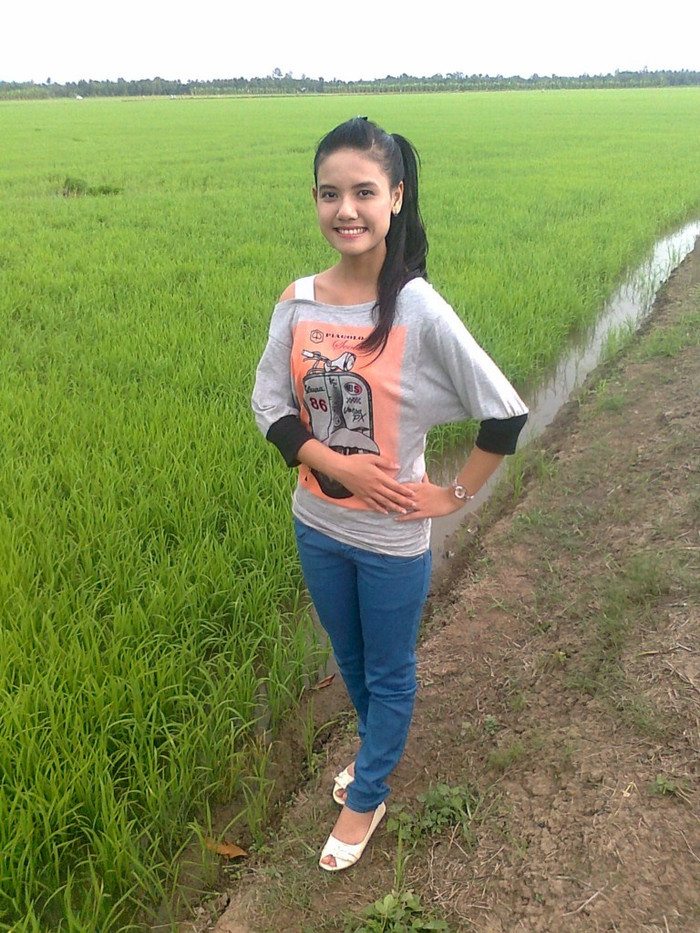 Sở thích của Ngân là chụp ảnh, nghe nhạc, đọc sách, đi du lịch và quan trọng hơn là mang lại niềm vui cho mọi người, tương lai có thể giúp đỡ được nhiều hơn những người có hoàn cảnh khó khăn