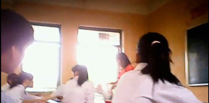 Những hình ảnh trên diễn ra trong buổi thi tốt nghiệp THPT môn toán ngày 4.6.2012 tại trường THPT DL Đồi Ngô- Lục Nam- Bắc Giang. Những hình ảnh trên diễn ra trong buổi thi tốt nghiệp THPT môn toán ngày 4.6.2012 tại trường THPT DL Đồi Ngô- Lục Nam- Bắc Giang.