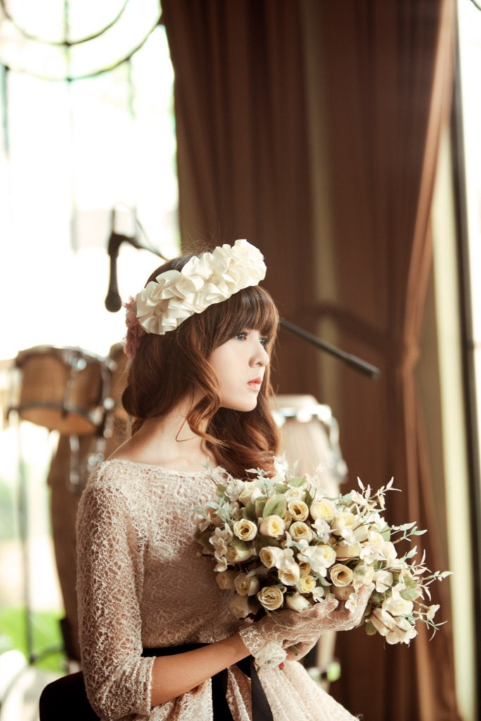 Bằng những gam màu nhẹ nhàng, tinh tế, Lilly Luta trở nên thật đáng yêu