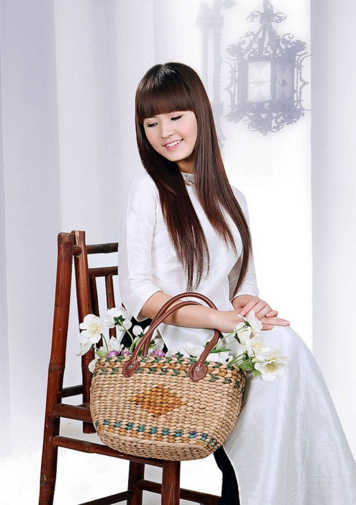 Hoàng Hương Giang hiện là học sinh lớp 11A1 Trường THPT Phương Nam, Hà Nội. Cô bạn đã giành giải nhất cuộc thi Học sinh thanh lịch do trường tổ chức Hoàng Hương Giang hiện là học sinh lớp 11A1 Trường THPT Phương Nam, Hà Nội. Cô bạn đã giành giải nhất cuộc thi Học sinh thanh lịch do trường tổ chức