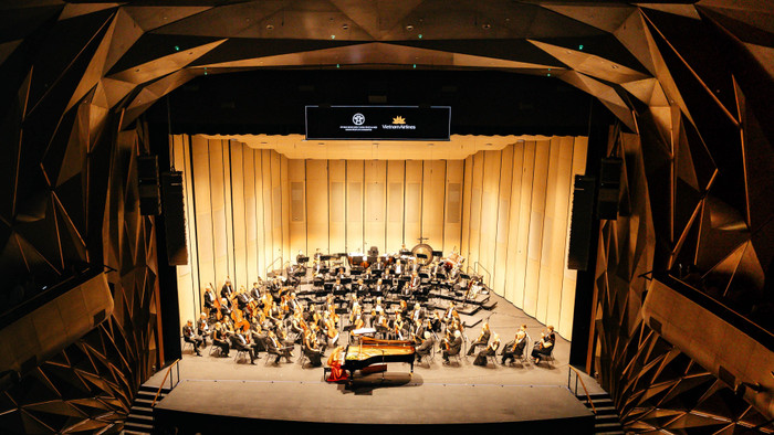 “Vietnam Airlines Classic – Hanoi Concert 2025” hứa hẹn trở thành điểm hẹn văn hóa đặc biệt của Thủ đô trong tháng 10 này. anh-1-vietnam-airlines-classic-hanoi-concert-2025-hua-hen-tro-thanh-diem-hen-van-hoa-dac-biet-cua-thu-do-trong-thang-10-nay5.jpg