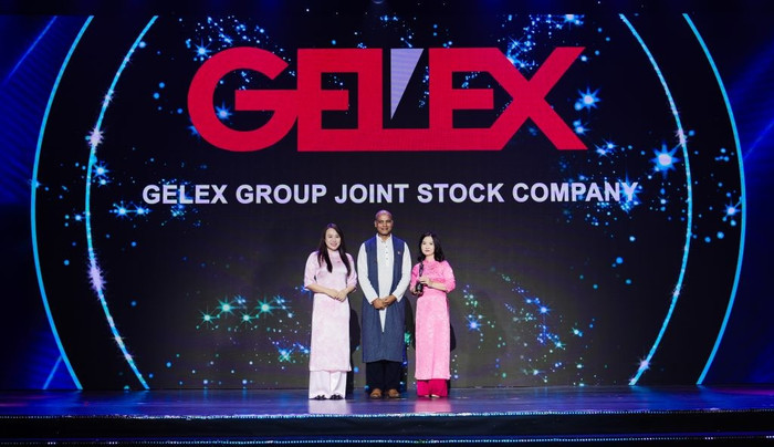 Đại diện Tập đoàn GELEX nhận giải thưởng “Nơi làm việc tốt nhất châu Á năm 2025”.