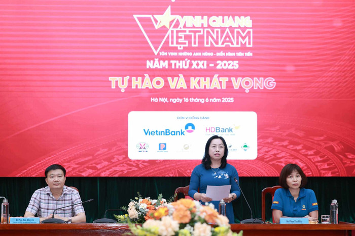Bà Thái Thu Xương - Phó Chủ tịch Thường trực Tổng Liên đoàn Lao động Việt Nam phát biểu tại buổi bọp báo. (Ảnh: Hải Nguyễn) Bà Thái Thu Xương - Phó Chủ tịch Thường trực Tổng Liên đoàn Lao động Việt Nam phát biểu tại buổi bọp báo. (Ảnh: Hải Nguyễn)