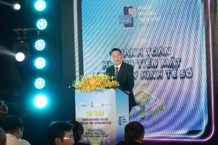 Đồng chí Hồ Đức Phớc – Ủy viên Ban Chấp hành Trung ương Đảng, Phó Thủ tướng Chính phủ phát biểu tại hội thảo. Đồng chí Hồ Đức Phớc – Ủy viên Ban Chấp hành Trung ương Đảng, Phó Thủ tướng Chính phủ phát biểu tại hội thảo.
