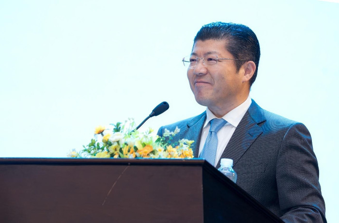 Ông Tsutomu Nara – Tổng Giám đốc Ajinomoto Việt Nam tại chương trình giao lưu cùng sinh viên Trường Đại học Tài chính - Marketing (UFM).