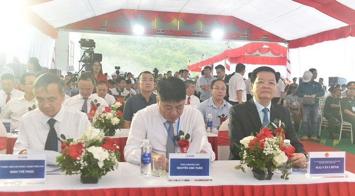 Phó Thủ tướng Mai Văn Chính dự Lễ khánh thành, phát điện Tổ máy số 1, Dự án Nhà máy Thủy điện Hòa Bình mở rộng tại tỉnh Phú Thọ. Ảnh: VGP/Giang Thanh Phó Thủ tướng Mai Văn Chính dự Lễ khánh thành, phát điện Tổ máy số 1, Dự án Nhà máy Thủy điện Hòa Bình mở rộng tại tỉnh Phú Thọ. Ảnh: VGP/Giang Thanh