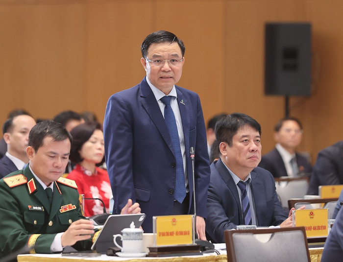 Ông Lê Mạnh Hùng, Chủ tịch Hội đồng thành viên Petrovietnam phát biểu tại Hội nghị. pvn2.jpg