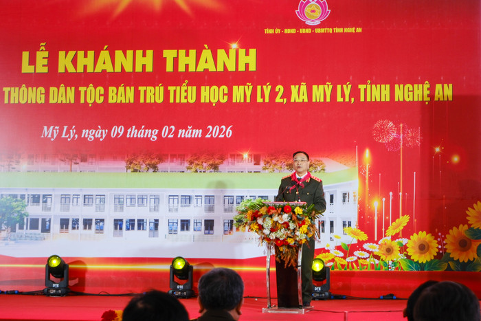 thuong-tuong-pham-the-tung-uy-vien-ban-chap-hanh-trung-uong-dang-thu-truong-bo-cong-anjpg.jpg