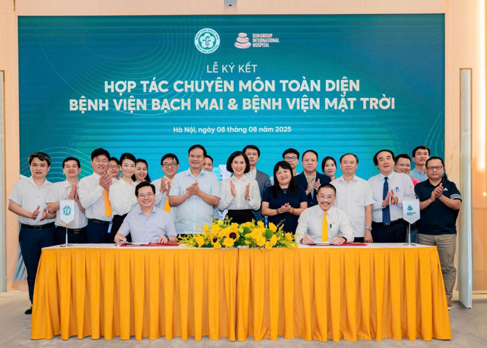 Lễ ký kết hợp tác chuyên môn toàn diện Bệnh viện Bạch Mai và Bệnh viện Mặt Trời. Ảnh: Bệnh viện Mặt Trời Lễ ký kết hợp tác chuyên môn toàn diện Bệnh viện Bạch Mai và Bệnh viện Mặt Trời. Ảnh: Bệnh viện Mặt Trời
