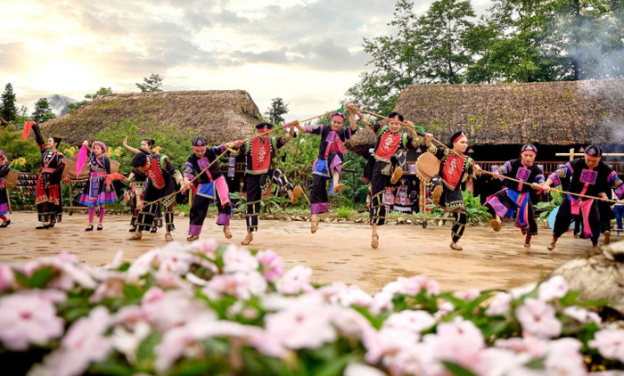 Tết Bính Ngọ 2026 mở ra hành trình khai xuân "Mở Cổng trời" đầy linh thiêng và đậm đà bản sắc tại Sun World Fansipan Legend.