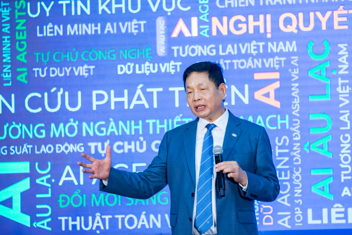 ong-truong-gia-binh-chu-tich-hdqt-fpt-06.jpg