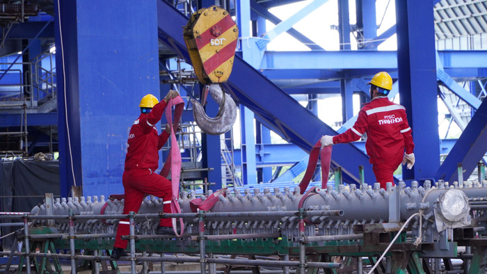 Tâm điểm hiện nay trên công trường Dự án Long Phú 1 là công tác thi công lắp đặt thiết bị Lò hơi của cả 2 Tổ máy 1 và 2. a01-3.jpg