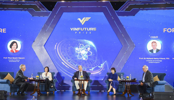 Tọa đàm Khoa học vì Cuộc sống do Quỹ VinFuture tổ chức hàng năm thảo luận về những chủ đề quan trọng trong xu hướng phát triển công nghệ thế giới. Ảnh: VFP anh-2-8.jpg