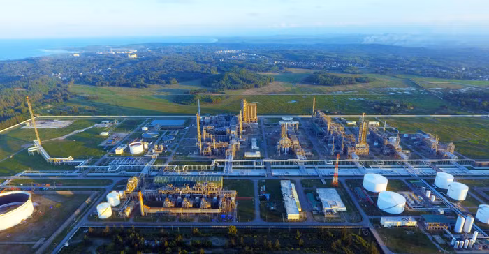 BSR duy trì vận hành Nhà máy Lọc dầu Dung Quất ổn định ở mức công suất cao, đạt khoảng 124 - 125% công suất bình quân quy đổi.