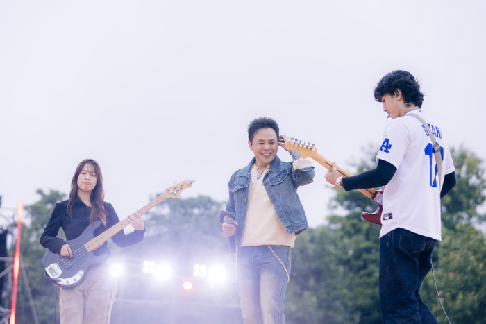 Các nghệ sĩ mang đến phần trình diễn đầy năng lượng, khuấy động không khí tại chương trình “5AM - Hà Nội dưới lăng kính di sản”, sự kiện mở màn cho chuỗi hoạt động văn hóa, nghệ thuật trong Festival Thăng Long - Hà Nội 2025. anh-3.jpg