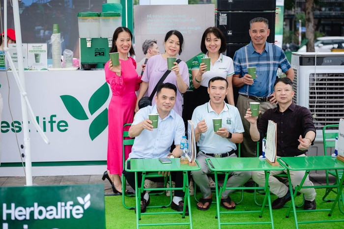 Herbalife - dinh dưỡng lành mạnh, tiếp sức thành công.