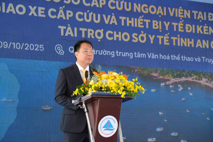 Phó Giáo sư, Tiến sĩ, Bác sĩ Trần Quang Hiền – Tỉnh ủy viên, Giám đốc Sở Y tế tỉnh An Giang chia sẻ, sự kiện là niềm tự hào về chất lượng y tế trong cộng đồng địa phương. anh-2-87.jpg